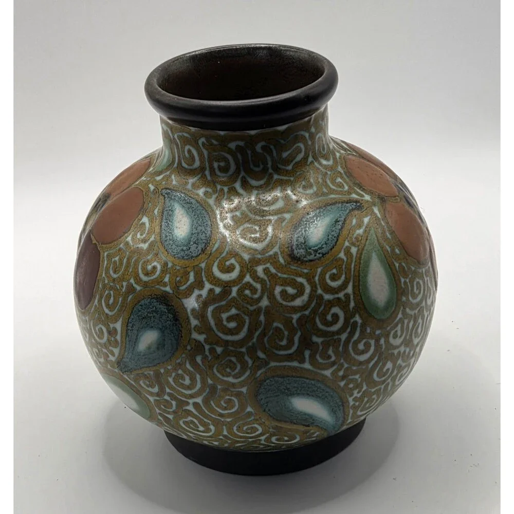 Vintage 1924 Gouda Holland GERLA Matte Pottery Vase 874 Royal Plazuid PZH